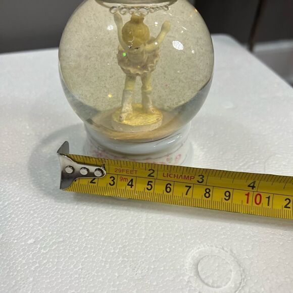 Vintage Enesco ballerina snowglobe - Picture 7 of 8